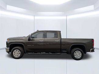 Used 2023 Chevrolet Silverado 2500 LTZ w/ LTZ Plus Package AWD/4WD video 2