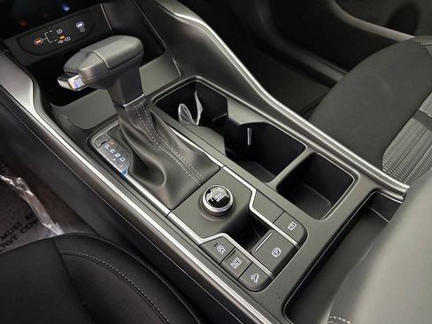 New 2026 Kia Sorento LX FWD image 30