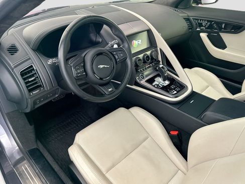 Used 2024 Jaguar F-TYPE R AWD/4WD image 9