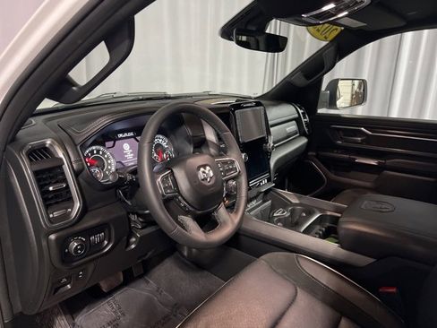 Used 2025 RAM 1500 Laramie image 10