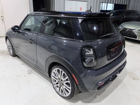 Used 2015 MINI Cooper S FWD image 3