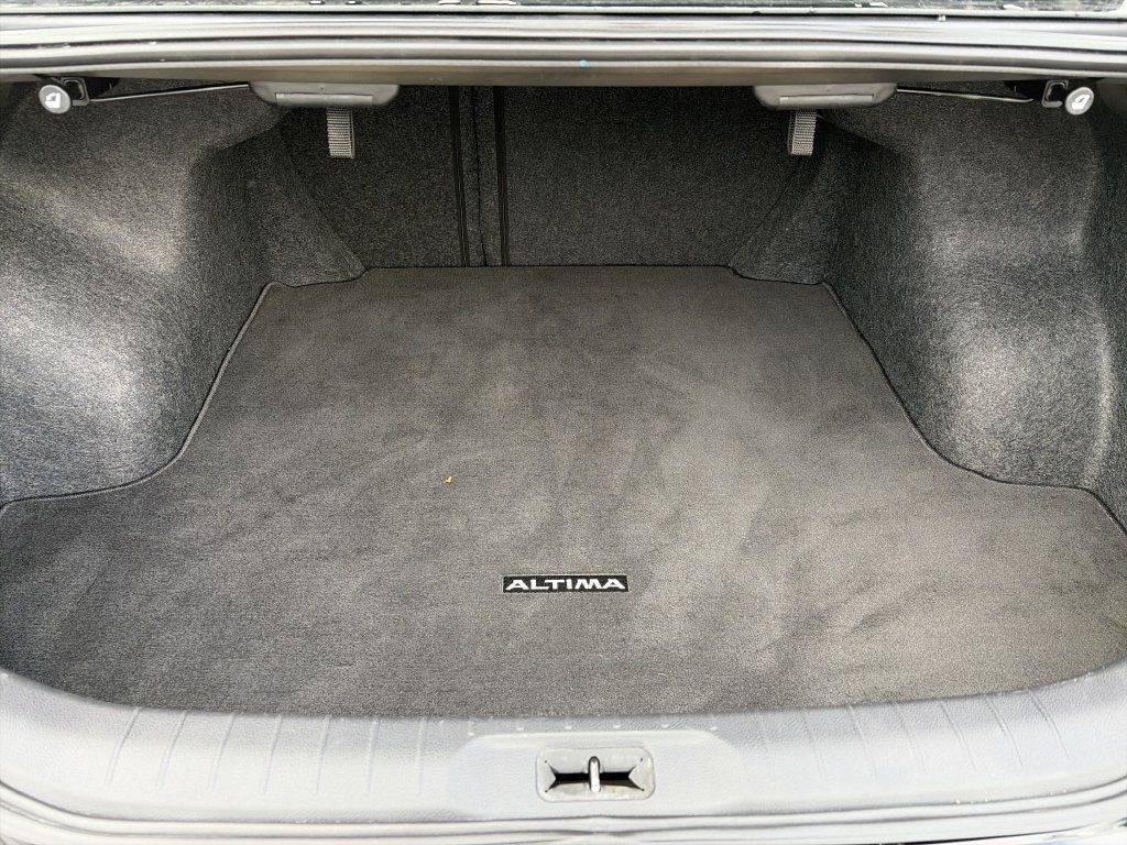 Used 2020 Nissan Altima 2.5 SR FWD image 27