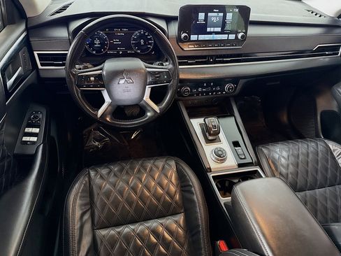 Used 2022 Mitsubishi Outlander SEL image 17