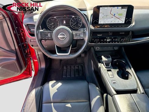 Used 2023 Nissan Rogue SL w/ SL Premium Package image 24