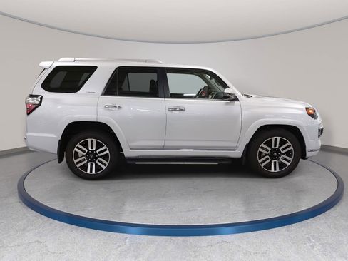 Used 2024 Toyota 4Runner Limited image 4