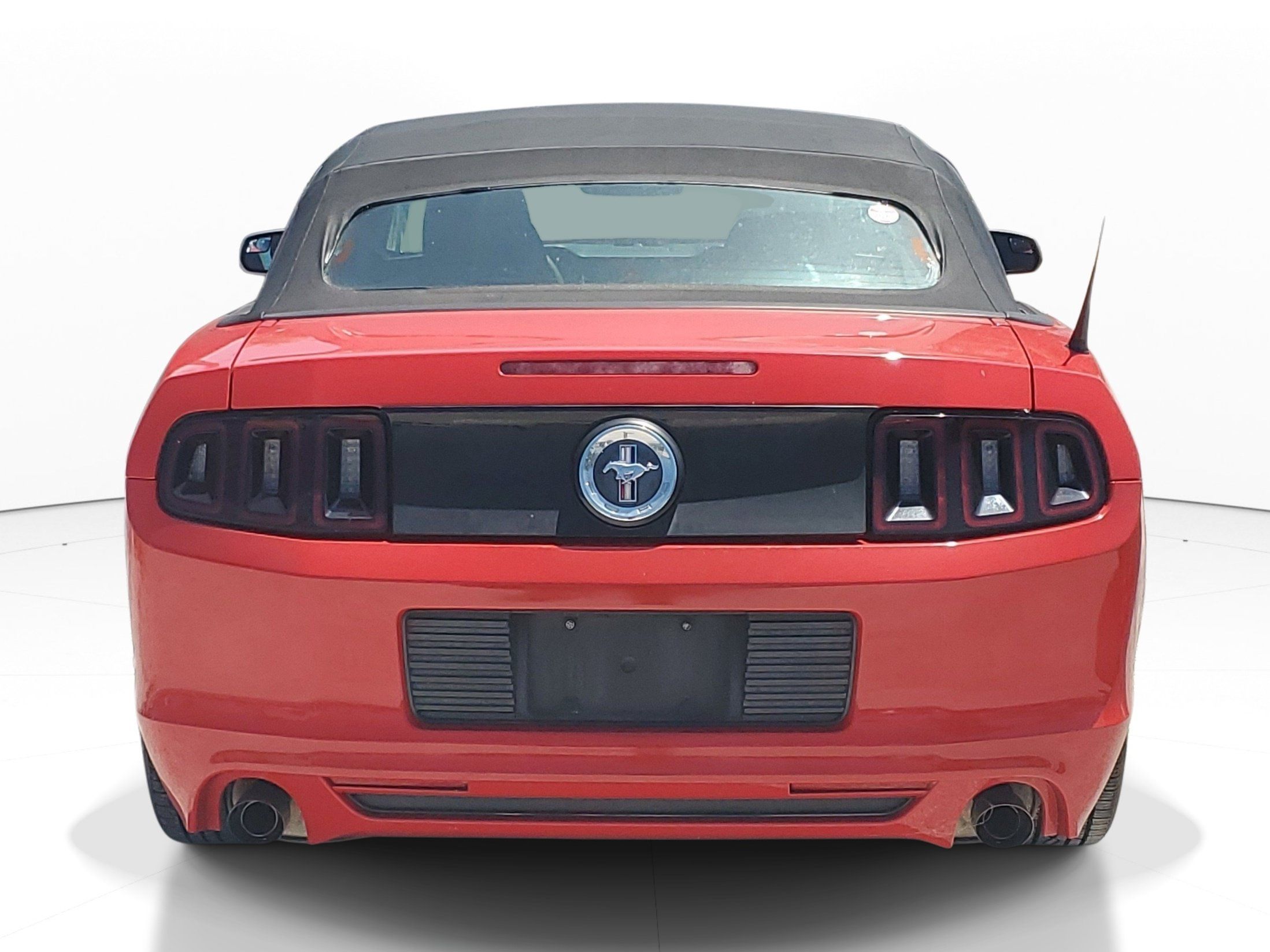 Used 2013 Ford Mustang Convertible RWD image 8