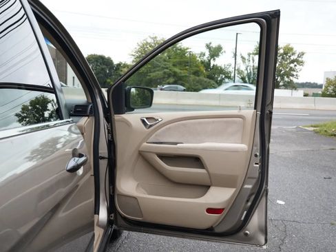 Used 2007 Honda Odyssey LX image 29