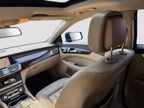 Used 2014 Mercedes-Benz CLS 550 4MATIC image 24