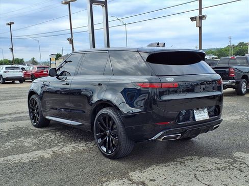Used 2024 Land Rover Range Rover Sport Dynamic SE image 2