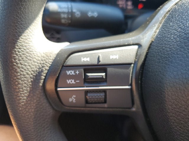 Used 2025 Honda Accord LX image 29