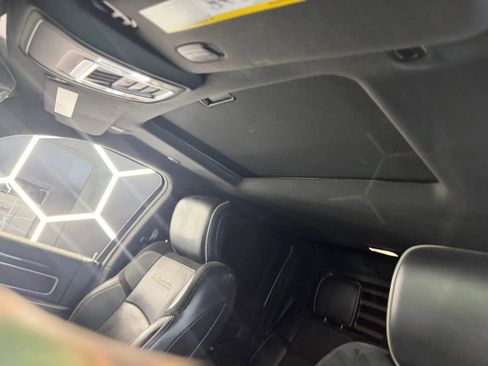 Used 2019 RAM 2500 Laramie AWD/4WD image 11