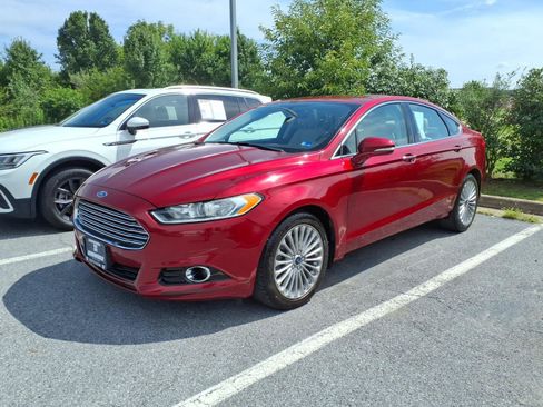 Used 2016 Ford Fusion Titanium FWD image 3
