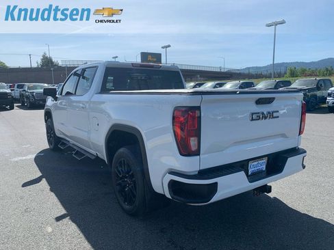 Used 2024 GMC Sierra 1500 Elevation AWD/4WD image 5