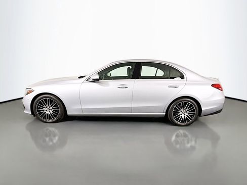 Used 2022 Mercedes-Benz C 300 4MATIC Sedan image 4
