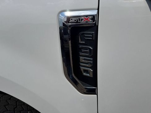 Used 2019 Ford F350 XL w/ STX Appearance Package AWD/4WD image 10