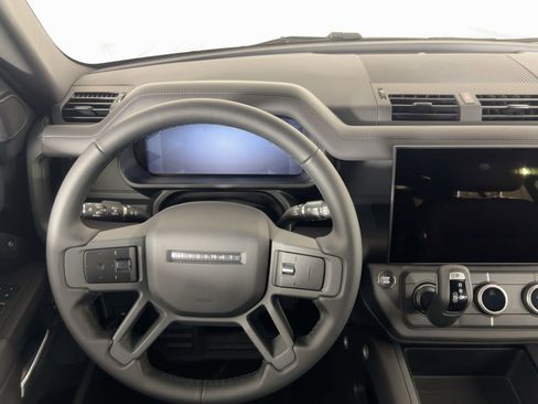 New 2026 Land Rover Defender 110 X-Dynamic SE image 28