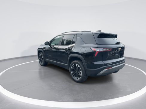 Used 2025 Chevrolet Equinox LT w/ Safety and Technology Package image 7