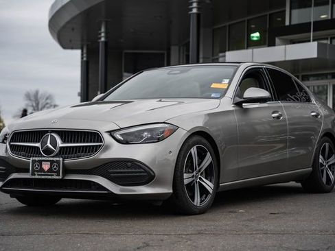 Used 2023 Mercedes-Benz C 300 4MATIC Sedan image 3