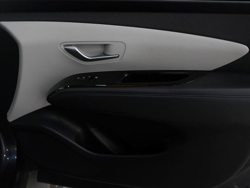 Used 2022 Hyundai Tucson SEL w/ Convenience Package image 9