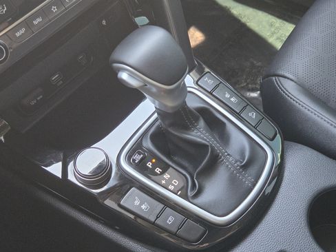 Used 2024 Kia Seltos SX w/ SX Sunroof Package AWD/4WD image 22