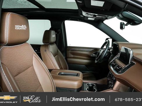 Certified 2023 Chevrolet Tahoe High Country AWD/4WD image 3