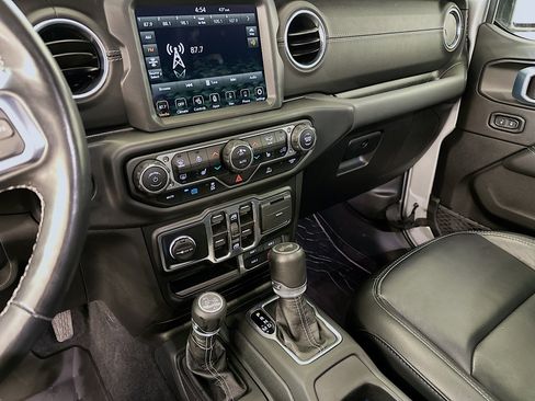 Used 2023 Jeep Wrangler Sahara w/ Cold Weather Group image 26