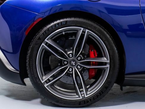 Certified 2022 Ferrari Roma image 57