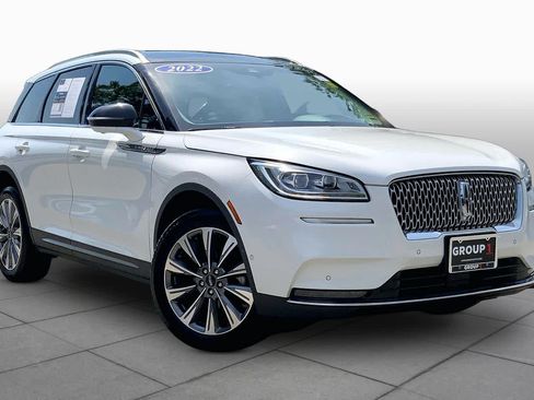 Used 2022 Lincoln Corsair Reserve w/ Equipment Group 201A AWD/4WD image 3