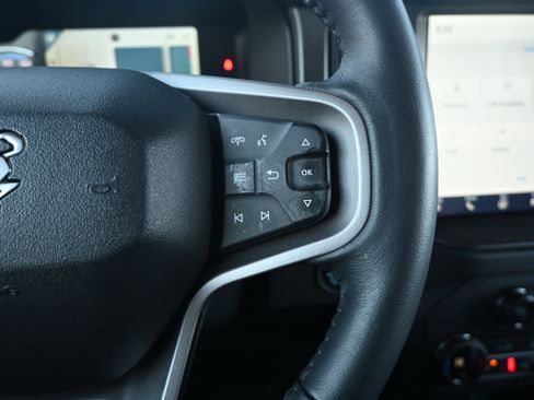 Used 2024 Ford Bronco Badlands image 20