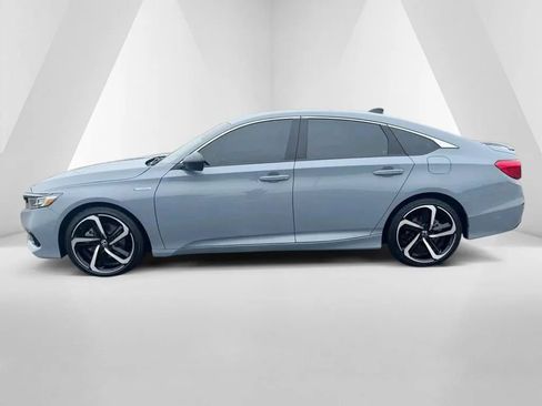 Used 2022 Honda Accord Sport image 4