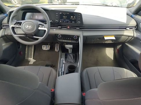 New 2025 Hyundai Elantra Sport FWD image 14