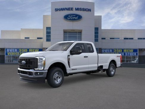 New 2025 Ford F250 XL w/ FX4 Off-Road Package AWD/4WD image 1