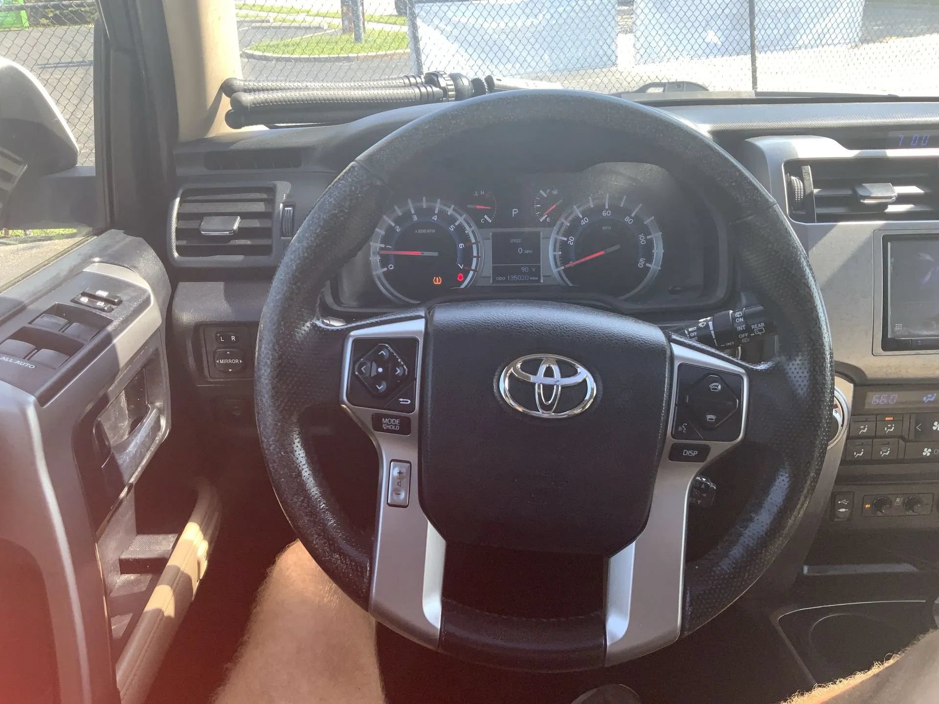 Used 2015 Toyota 4Runner Limited AWD/4WD image 11