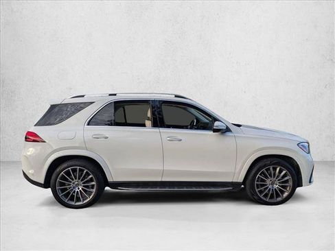 Certified 2024 Mercedes-Benz GLE 350 4MATIC image 4
