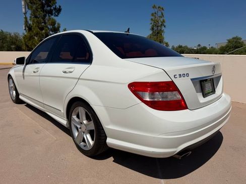 Used 2011 Mercedes-Benz C 300 Sedan image 8