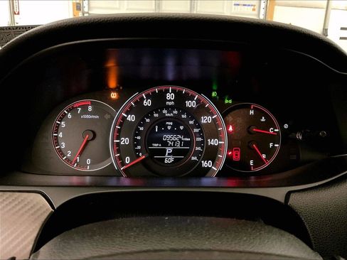 Used 2016 Honda Accord Sport image 20