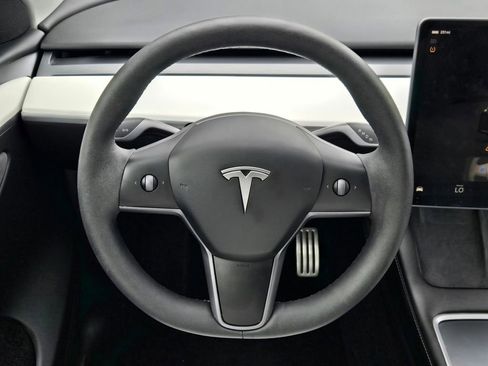 Used 2023 Tesla Model Y Performance AWD/4WD image 14