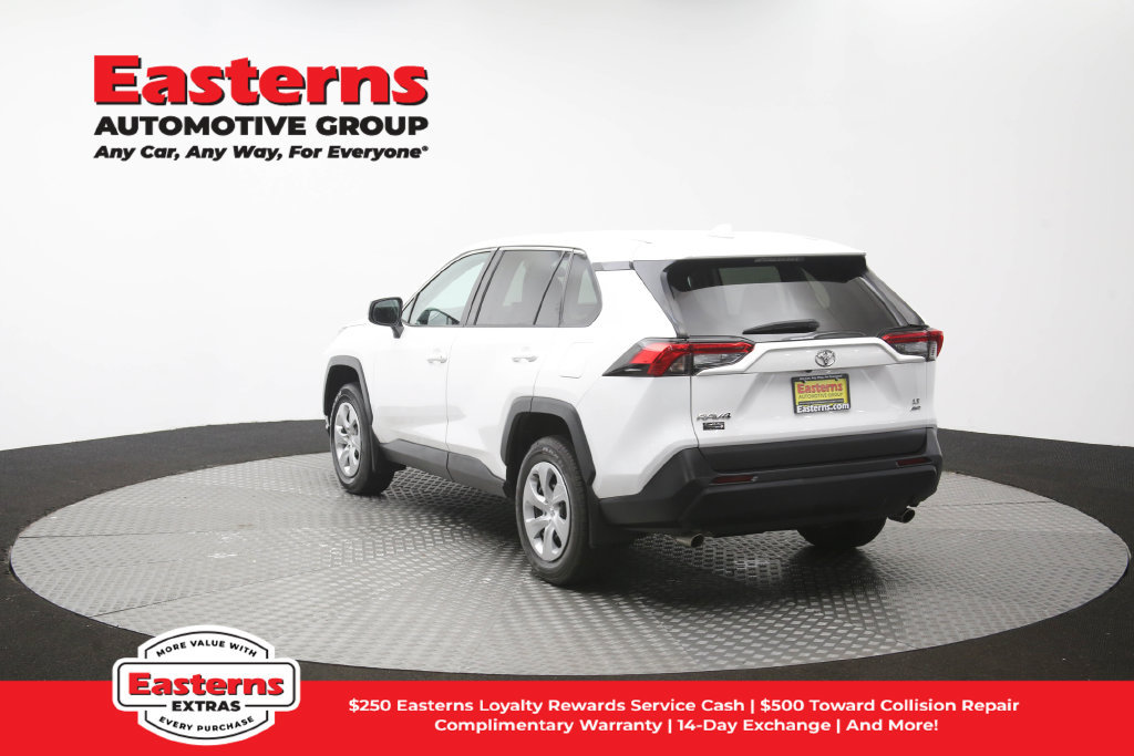 Used 2023 Toyota RAV4 LE AWD/4WD image 65