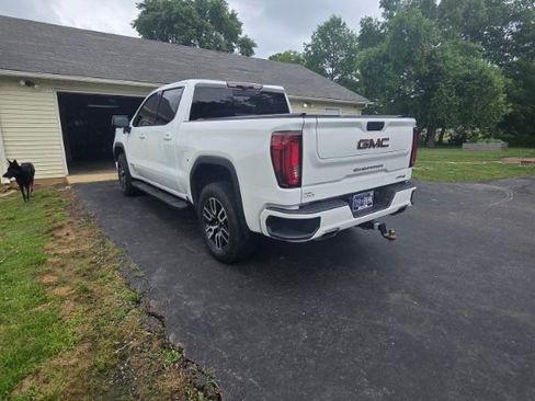 Used 2020 GMC Sierra 1500 AT4 w/ AT4 Premium Package AWD/4WD image 4