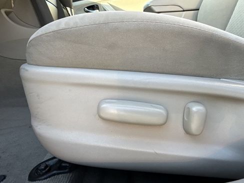 Used 2007 Toyota Camry CE FWD image 9