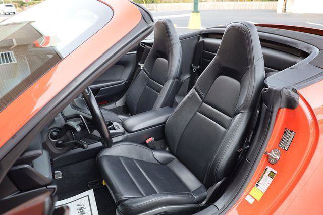 Used 2021 Porsche 911 Carrera w/ Premium Package RWD image 28