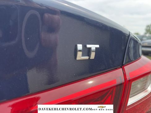Used 2017 Chevrolet Malibu LT w/ Leather Package FWD image 43