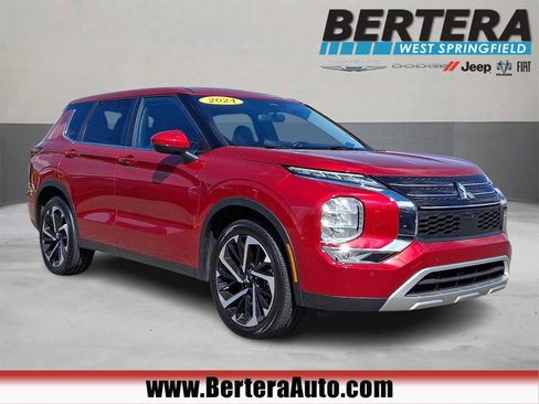 Used 2024 Mitsubishi Outlander SE AWD/4WD image 1
