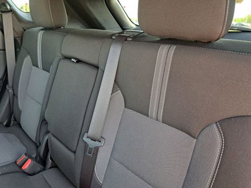 Used 2025 Chevrolet Blazer LT image 21