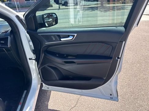 Used 2020 Ford Edge ST-Line FWD image 17