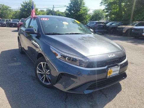 Certified 2023 Kia Forte LXS w/ LXS Technology Package FWD image 8