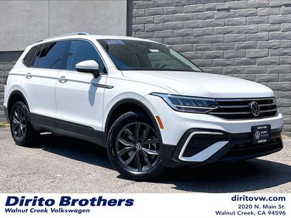 Certified 2022 Volkswagen Tiguan SE w/ Panoramic Sunroof Package