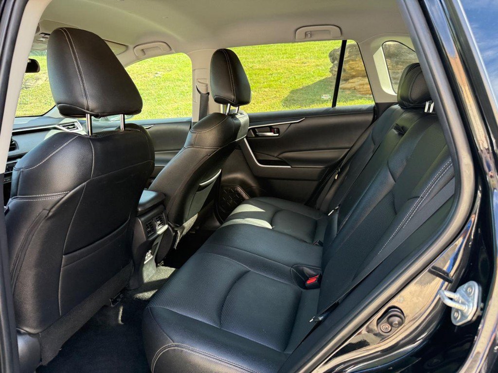 Certified 2021 Toyota RAV4 XLE AWD/4WD image 11