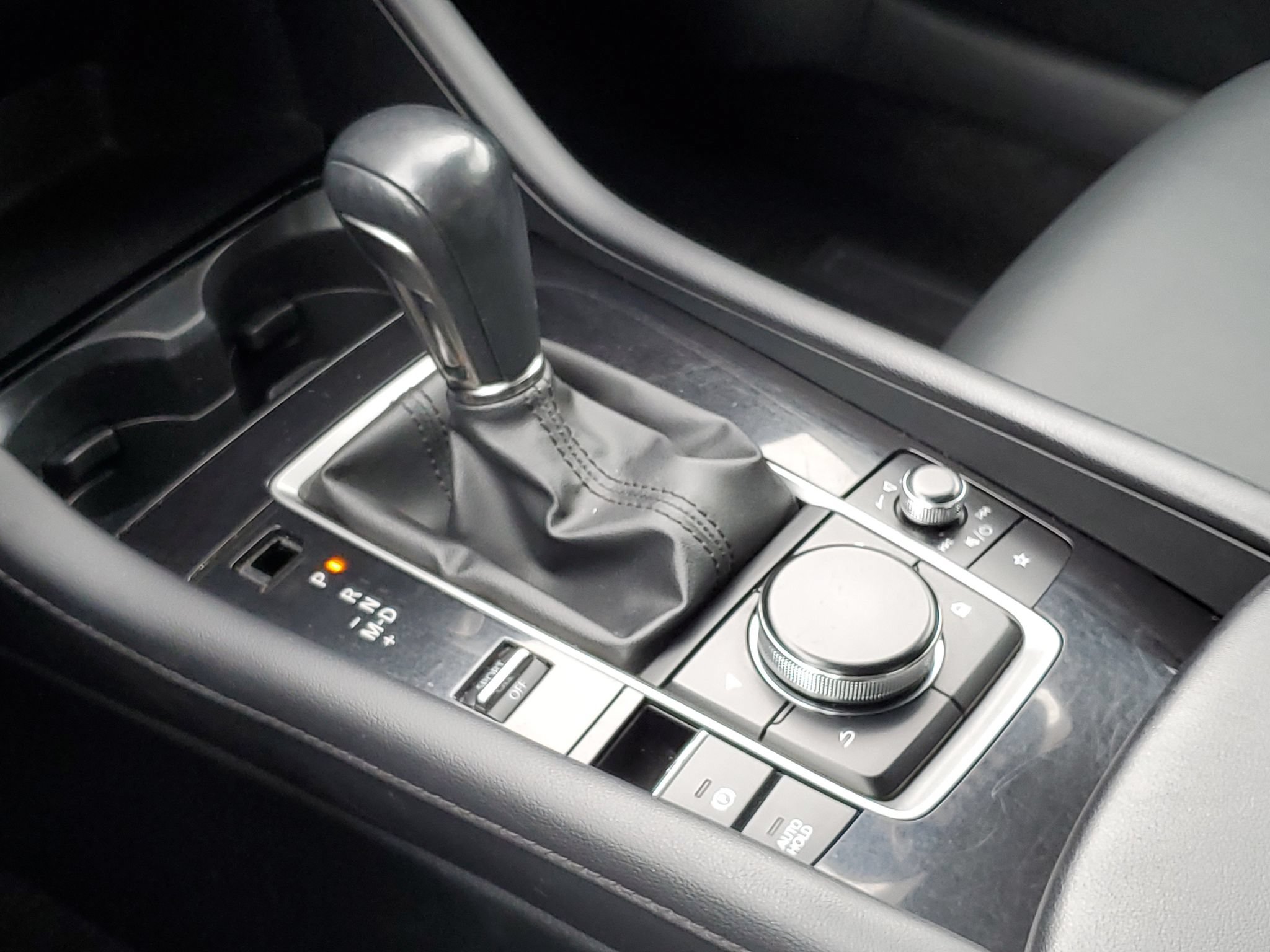 Used 2024 MAZDA MAZDA3 s FWD image 18