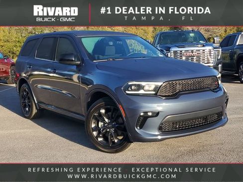 Used 2021 Dodge Durango SXT image 1